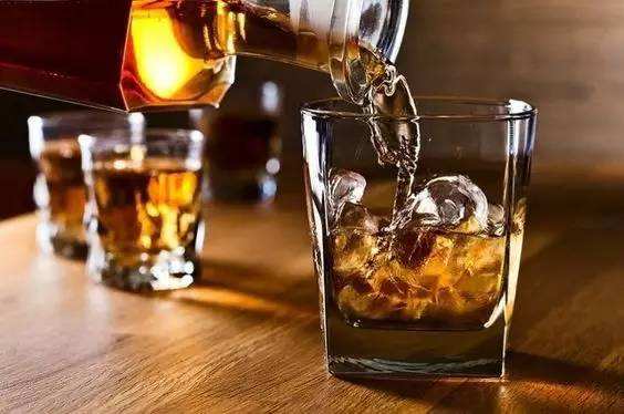 威士忌是什么酒？威士忌酒的喝法大全