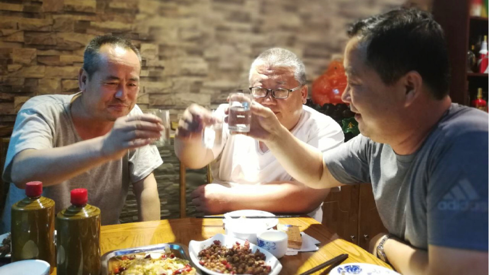 喝白酒對(duì)身體有沒(méi)有好處？喝白酒的好處和壞處有哪些？