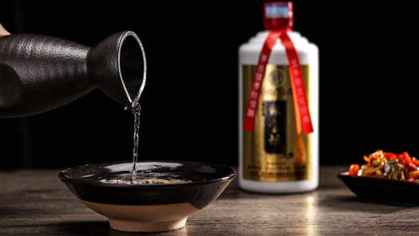 白酒和威士忌、伏特加有什么不同；中國白酒有什么獨特之處？