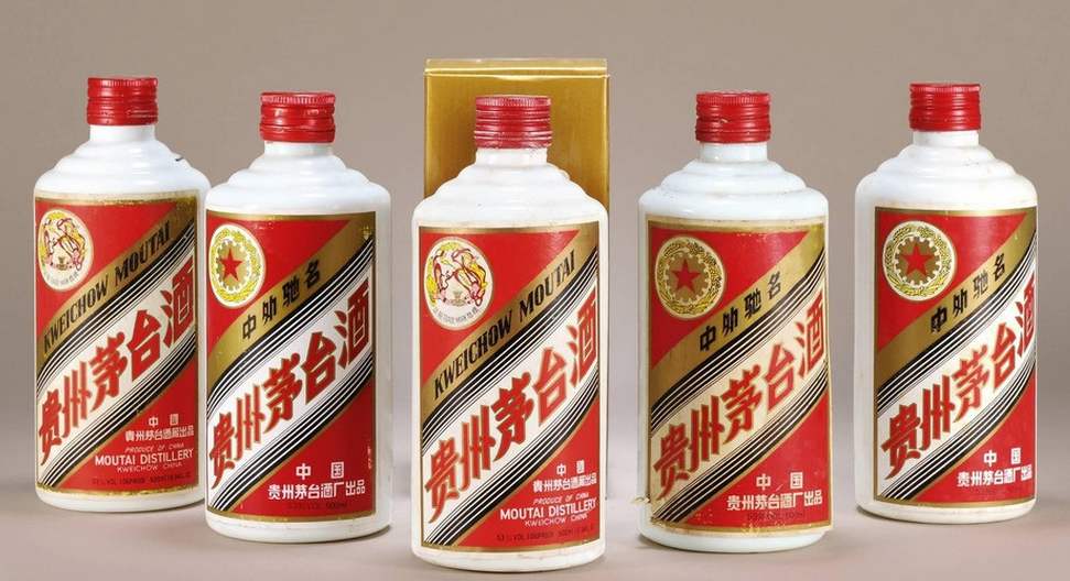 春節將至茅臺集團連發提價通知，53度飛天茅臺漲價成必然