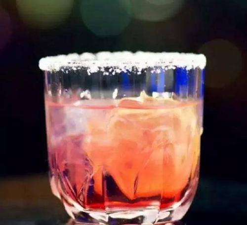 什么酒加鹽？雞尾酒加鹽的做法。