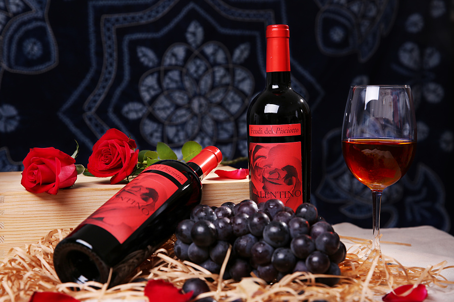 睡前喝紅酒好嗎？睡前喝紅酒能減肥嗎？