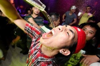 喝啤酒會長胖還是喝葡萄酒會長胖？怎樣喝酒不會長胖？