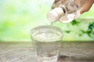 為什么高粱釀的酒比較好？高粱酒和玉米酒哪個比較好？