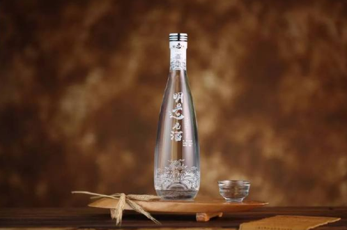 白酒出現沉淀能飲用嗎？出現沉淀的原因是什么？