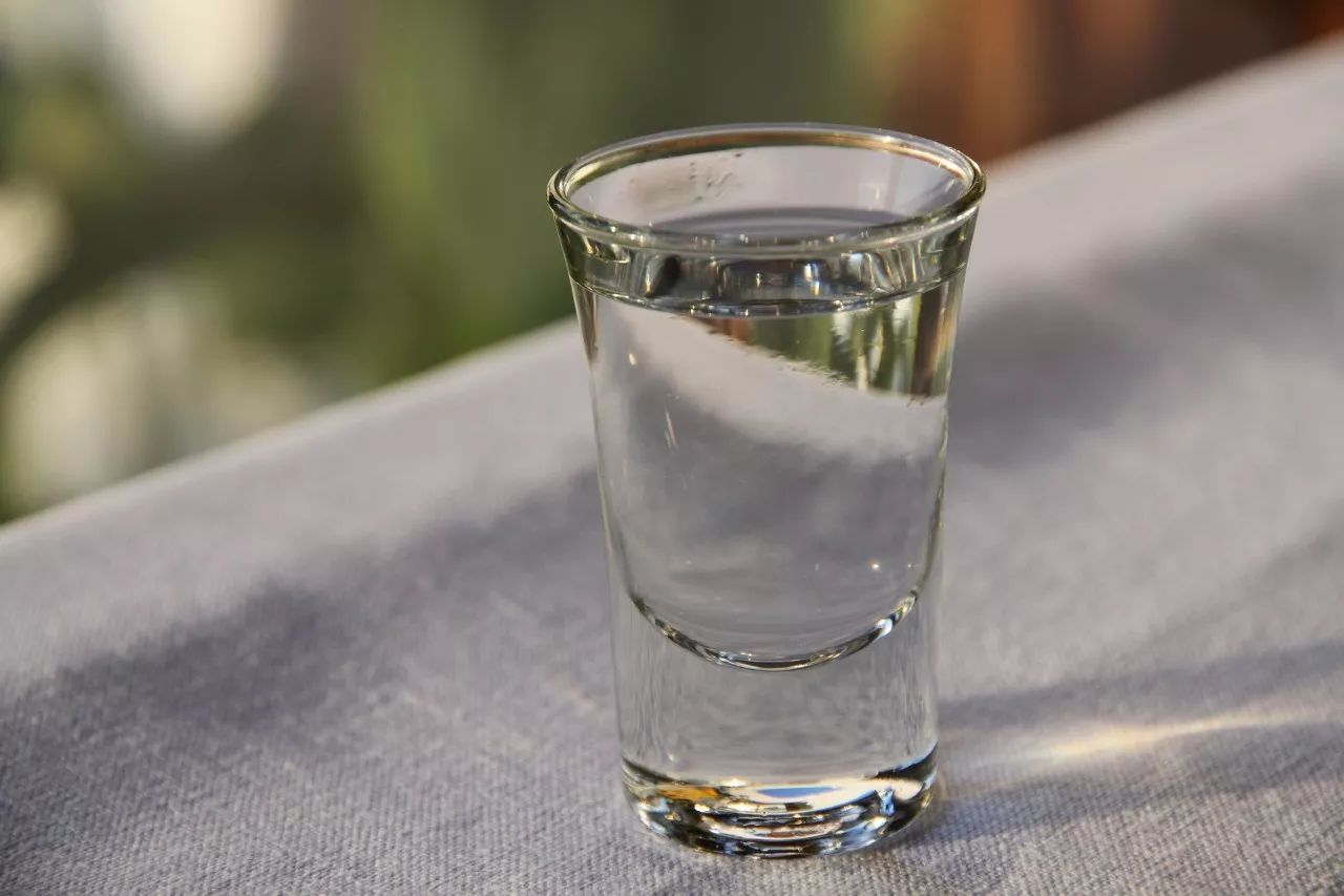 哪些人不宜飲白酒？有什么人？