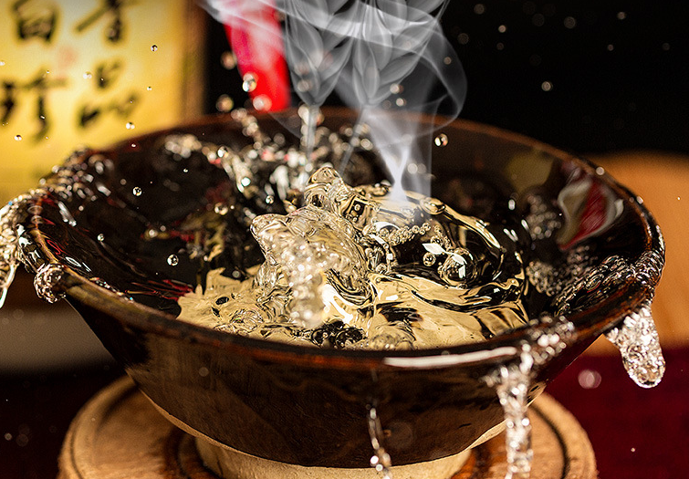 用陶壇儲存醬酒白酒品質更好嗎？