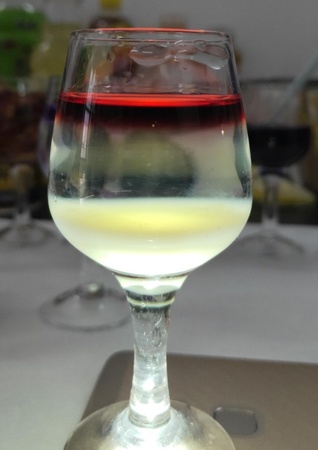 什么酒適合調雞尾酒(雞尾酒調什么酒好喝)