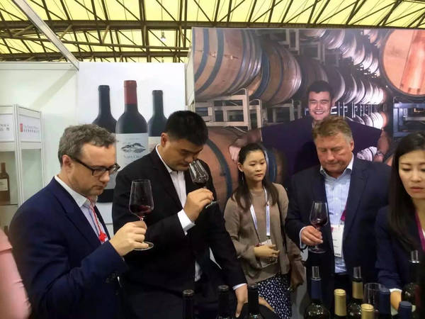 姚明葡萄酒評價(jià)(姚明葡萄酒如何)