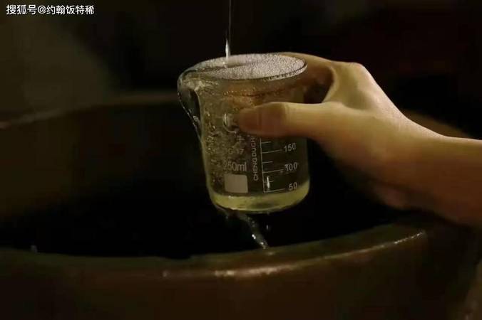 哪些酒是液態法酒(哪些酒是液態法白酒)