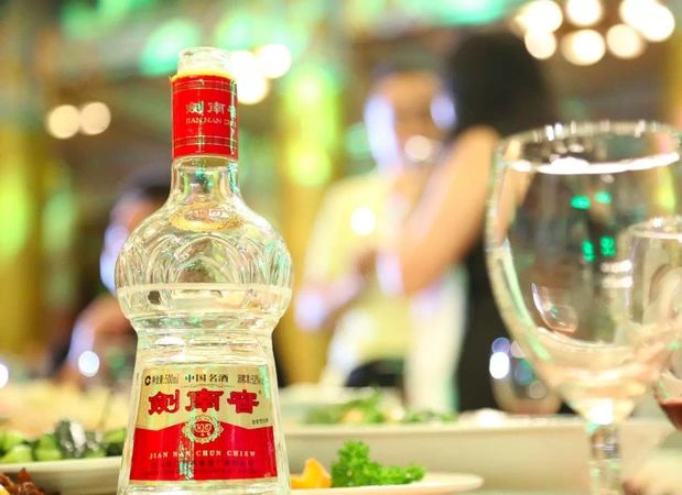 如何考察白酒行業(白酒行業怎么看)
