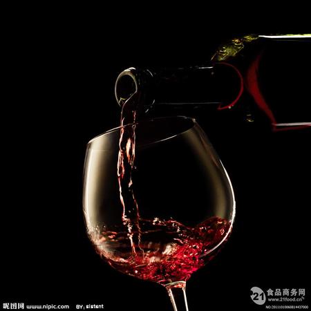 優(yōu)質(zhì)進(jìn)口葡萄酒多少錢(進(jìn)口葡萄酒的價格)