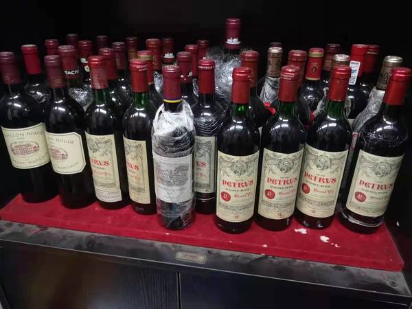 某臺(tái)酒80年的價(jià)格(80年酒多少錢(qián))