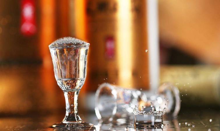 48的白酒和52區別(48度與52度白酒區別)