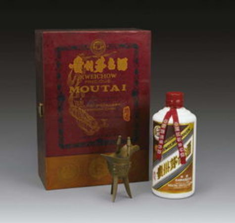 茅臺(tái)禮盒皮箱(茅臺(tái)禮盒)