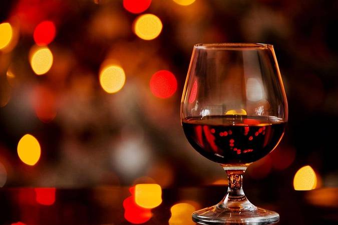 紅酒怎么喝才養顏(紅酒怎么喝才美容養顏)
