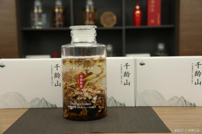 為什么人參泡酒會藍色(人參泡酒為什么會變藍)