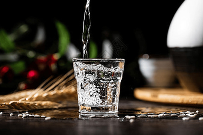 液態法白酒實用酒精(液態法白酒 食用酒精)